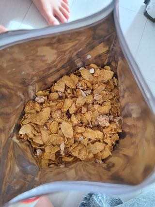 씨알푸드 씨알로 그래놀라 2종 후르츠+크랜베리 아몬드 — 5점을 준 리뷰어가 2022년 7월 올린 사용 사진