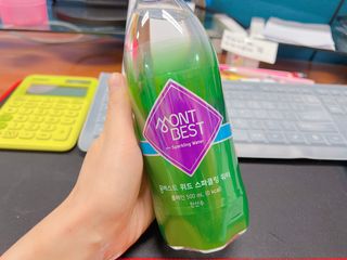 몽베스트 Montbest with Sparkling water Plain 20병 — 5점을 준 리뷰어가 2022년 9월 올린 사용 사진