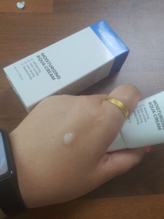 더마포레스트 모이스처라이징 아쿠아크림 / 수분크림 히알루론산 펩타이드 보습 미백 주름개선 — 5점을 준 리뷰어가 2021년 6월 올린 사용 사진