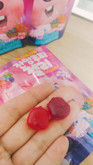 [팔도] 잔망루피젤리 믹스베리맛 42g 8개 — 5점을 준 리뷰어가 2022년 2월 올린 사용 사진