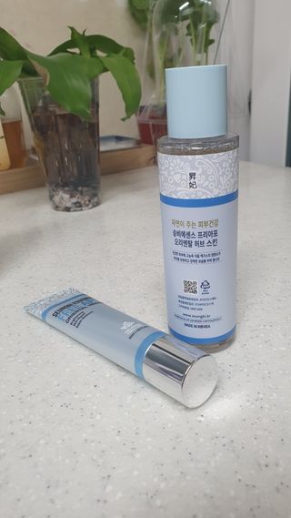 조아산코스메틱 승비 에센스 프리아포 오리엔탈 허브 크림 + 승비 에센스 프리아포 오리엔탈 허브 스킨 SET — 5점을 준 리뷰어가 2021년 11월 올린 사용 사진