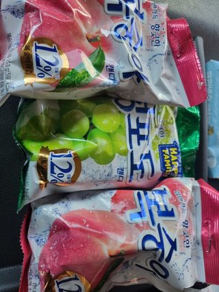 청포도캔디 복숭아캔디 — 5점을 준 리뷰어가 2022년 11월 올린 사용 사진