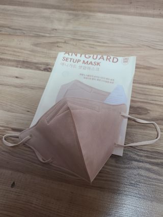 애니가드 셋업마스크 4컬러 각 10매입 [크리미베이지, 캐시미어로즈, 초콜렛브라운, 미드나잇네이비] — 리뷰어가 2022년 2월 올린 사용 사진