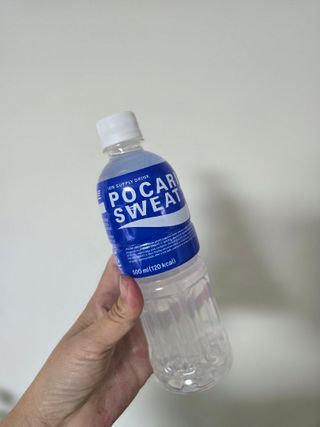 [동아오츠카] 포카리스웨트  500ml PET + 이온워터 500ml PET — 5점을 준 리뷰어가 2025년 6월 올린 사용 사진