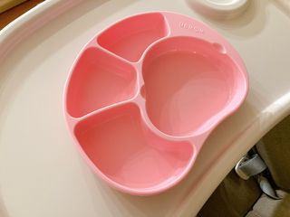 유비맘 캐릭터 실리콘 흡착 식판_색상 랜덤발송 — 4점을 준 리뷰어가 2021년 1월 올린 사용 사진