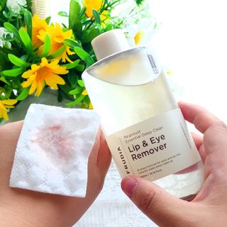 [후르디아] 눈시림없는 올영 립앤아이 리무버 — 5점을 준 리뷰어가 2024년 4월 올린 사용 사진