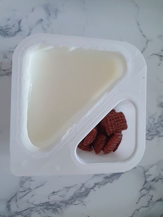 매일바이오 토핑요거트 — 5점을 준 리뷰어가 2021년 5월 올린 사용 사진