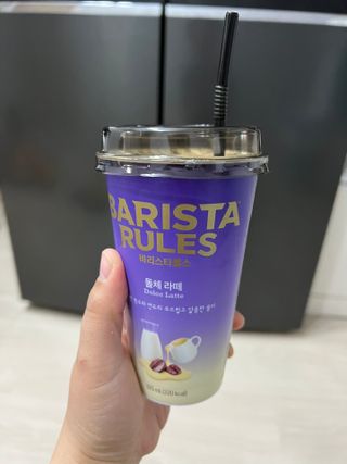 바리스타룰스 돌체 라떼 — 5점을 준 리뷰어가 2023년 4월 올린 사용 사진