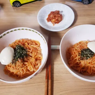 [한면원] 비빔국수 2인분 — 4점을 준 리뷰어가 2022년 7월 올린 사용 사진