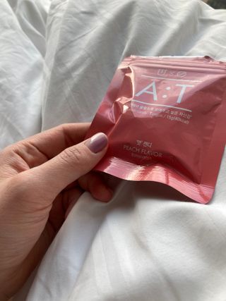 입 냄새 완화에 도움을 주는 에티켓 캔디 복숭아맛 앳캔디 — 5점을 준 리뷰어가 2021년 1월 올린 사용 사진