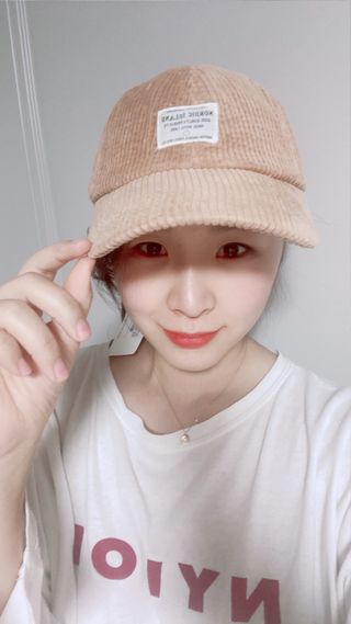 노르딕아일랜드 DW CORDUROY 볼캡 — 5점을 준 리뷰어가 2021년 11월 올린 사용 사진