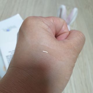 브에노 파리퀸 윌 페이스 오일 — 5점을 준 리뷰어가 2021년 6월 올린 사용 사진