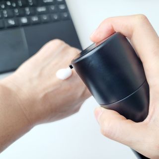 Dr.느루벗 느루벗 옴므 토탈 케어 올인원 118ml 남자 남성 스킨 로션 에센스 크림 화장품 — 5점을 준 리뷰어가 2021년 2월 올린 사용 사진