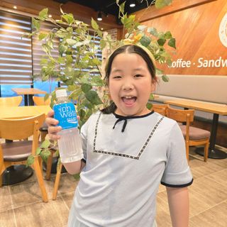 [동아오츠카] 포카리스웨트  500ml PET + 이온워터 500ml PET — 5점을 준 리뷰어가 2025년 7월 올린 사용 사진