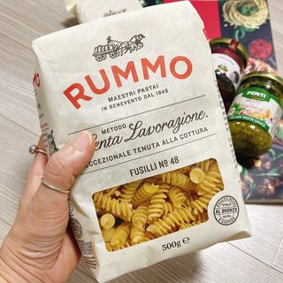 이탈리안 프리미엄 파스타 룸모 Rummo 파스타 2종 + 바질 페스토 + 블랙 트러플 페이스트 — 4.5점을 준 리뷰어가 2021년 7월 올린 사용 사진