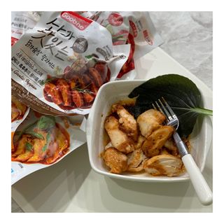 굽네몰 [굽네] 소스가 맛있는 닭가슴살 슬라이스 4종 — 5점을 준 리뷰어가 2021년 5월 올린 사용 사진