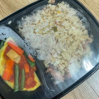 직탁 식단관리 3종 도시락(꼬막 듬뿍 곤드레비빔밥, 알리오올리오 불고기오믈렛, 매콤쭈꾸미 시래기유채밥) — 5점을 준 리뷰어가 2022년 6월 올린 사용 사진