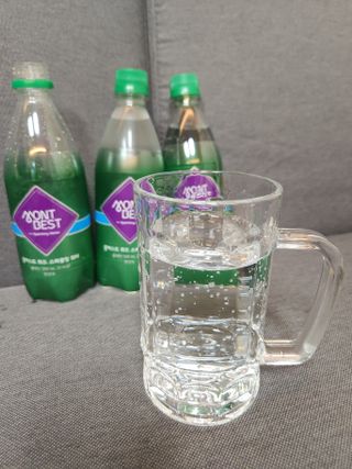 몽베스트 Montbest with Sparkling water Plain 20병 — 5점을 준 리뷰어가 2022년 11월 올린 사용 사진