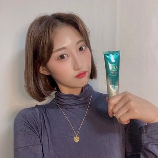 [NEW 탄력유턴 아이크림] AHC 유스 래스팅 리얼 아이크림 포 페이스 — 5점을 준 리뷰어가 2021년 2월 올린 사용 사진
