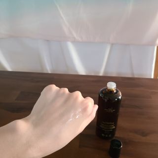 스킨큐어 산다화 비타민c 화이트닝 토너 150ml — 5점을 준 리뷰어가 2021년 12월 올린 사용 사진