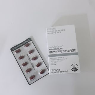 메디타민 루테인 지아잔틴 아스타잔틴 — 5점을 준 리뷰어가 2021년 10월 올린 사용 사진