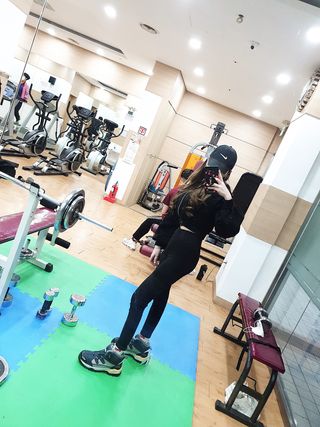 [딕시] 힙 플랙션 레깅스 HIP FLEXION Leggings — 5점을 준 리뷰어가 2022년 6월 올린 사용 사진