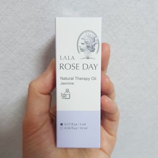 라라로즈데이 시즌2 천연 아로마오일 Y존 케어 속옷향수 이너퍼퓸 5ml  여성의 자존감을 UP시키자 — 3점을 준 리뷰어가 2021년 9월 올린 사용 사진