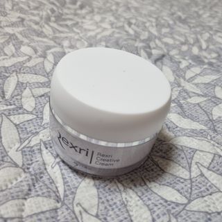 렉스리 크리에이티브 크림  Rexri Creative Cream — 5점을 준 리뷰어가 2022년 7월 올린 사용 사진