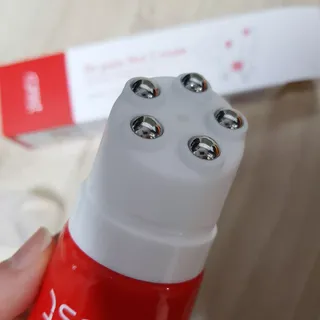 건강누리인터내셔날 큐어레스트 스포츠 마사지 닥터페인 바디 핫 롤링 볼 크림(100ml) — 4점을 준 리뷰어가 2022년 3월 올린 사용 사진
