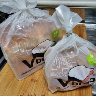 롯데제과 Vbread 포카치아식빵1개 + 미니식빵 1개 + 머핀 2개 세트 — 5점을 준 리뷰어가 2021년 9월 올린 사용 사진
