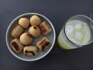 Dog&Ball 독앤볼 [Dog&Ball] 미니찹쌀볼도그 찹쌀치즈볼 — 5점을 준 리뷰어가 2021년 8월 올린 사용 사진