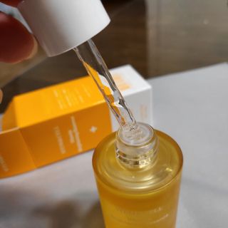 체르엠 스템앤셀 비타민 브라이트닝 에센스 30ml 1개 — 4점을 준 리뷰어가 2022년 4월 올린 사용 사진