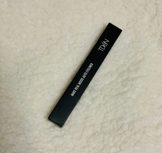 틸디앤 메이크 리얼무드 오토 아이라이너 — 5점을 준 리뷰어가 2021년 12월 올린 사용 사진