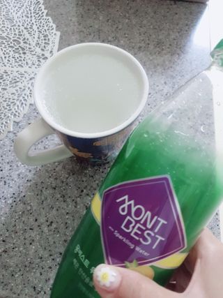 몽베스트 Montbest with Sparkling water Lemon OR Lime 20병(랜덤) — 5점을 준 리뷰어가 2022년 6월 올린 사용 사진