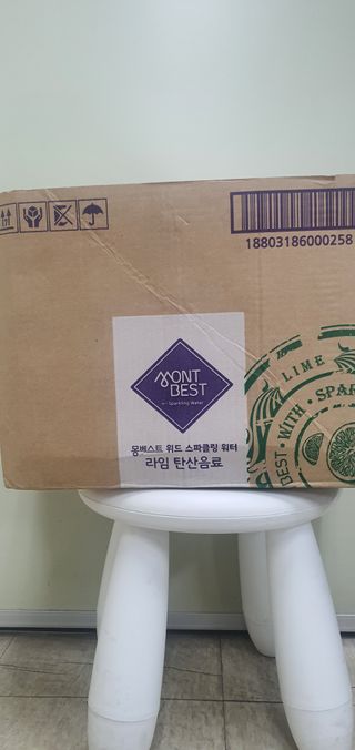 몽베스트 Montbest with Sparkling water Lime20병 — 5점을 준 리뷰어가 2022년 5월 올린 사용 사진
