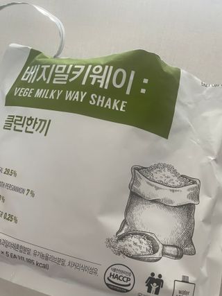 클린24시간  클린한끼 쉐이크 1세트 (5개) — 5점을 준 리뷰어가 2023년 6월 올린 사용 사진