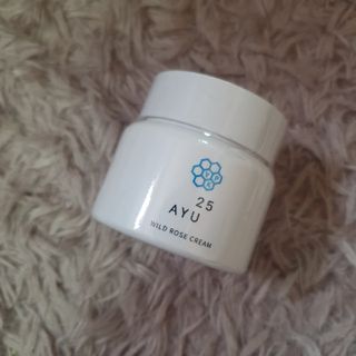 AYU25[아유트웬티파이브]다마스크로즈워터 베이스 천연 수분 촉촉 크림 — 4점을 준 리뷰어가 2021년 4월 올린 사용 사진