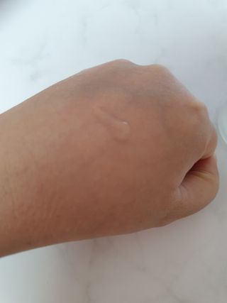 브에노 파리퀸 윌 페이스 오일 — 5점을 준 리뷰어가 2021년 6월 올린 사용 사진