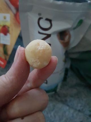 도이퉁 마카다미아 넛 90g  로얄 마카넛 오리지널 쏠트 허니 — 5점을 준 리뷰어가 2021년 2월 올린 사용 사진