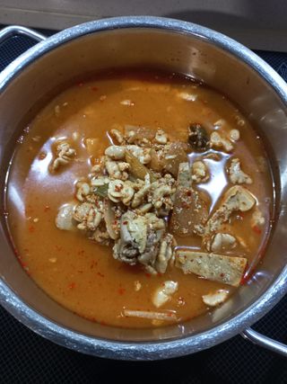 소담스퀘어 상암 궁중해물탕조씨집 백년가게 조씨집 팔뚝탕1인분550g — 4.5점을 준 리뷰어가 2022년 12월 올린 사용 사진