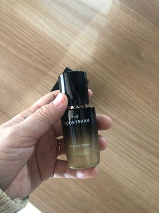 수려한 더블랙세럼 15ml — 5점을 준 리뷰어가 2022년 3월 올린 사용 사진