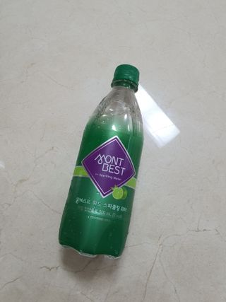 몽베스트 Montbest with Sparkling water Lime20병 — 5점을 준 리뷰어가 2021년 10월 올린 사용 사진