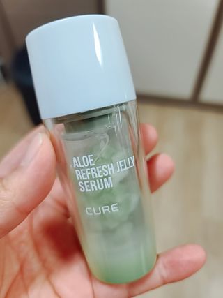 김정문알로에 큐어 큐어 알로에 리프레쉬 젤리 세럼, 큐어 알로에 하이드로 젤리 크림 — 5점을 준 리뷰어가 2021년 2월 올린 사용 사진