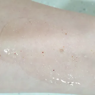 벨먼 내추럴스파 수분광채 스크럽 바디워시 600ml 5종 — 5점을 준 리뷰어가 2022년 5월 올린 사용 사진