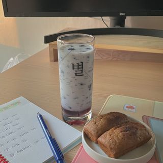 리훈 언제든지 필요한 기본 아이템 아무노트 4권세트+저점도펜[색상랜덤배송] — 5점을 준 리뷰어가 2021년 3월 올린 사용 사진