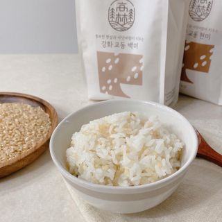 고림상점 풍부한 햇살과 바닷바람이 키우는 강화 교동 쌀 [백미1kg, 현미 1kg] 세트 — 5점을 준 리뷰어가 2021년 12월 올린 사용 사진