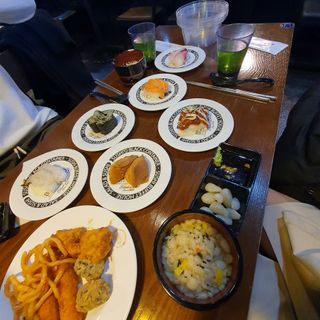 [스시오 건대점] 무한리필 회전초밥 평일 뷔페 2인 — 5점을 준 리뷰어가 2021년 2월 올린 사용 사진
