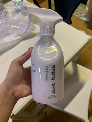 편백의정석 편백의 정석, 피톤치드스프레이 살균 천연 탈취제 집먼지 진드기 이불 침대 매트리스 새집중후군 천연 살균제 — 4.5점을 준 리뷰어가 2021년 4월 올린 사용 사진