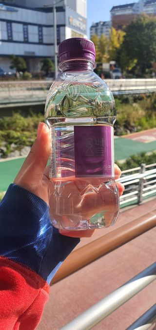 몽베스트 [MONTBEST] 330mL 20병 — 5점을 준 리뷰어가 2021년 10월 올린 사용 사진