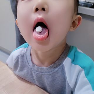 [Dr.PNT] 닥터피엔티 프로바이오틱스 칠드런스 츄어블 / 2개월분 — 3점을 준 리뷰어가 2023년 1월 올린 사용 사진
